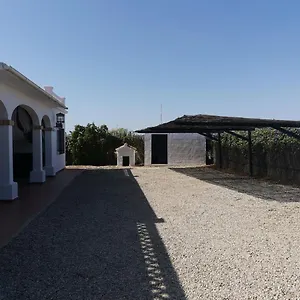 https://casa-de-campo-con-piscina-bbq-ping-pong-billar-10-min.es-andalucia.com