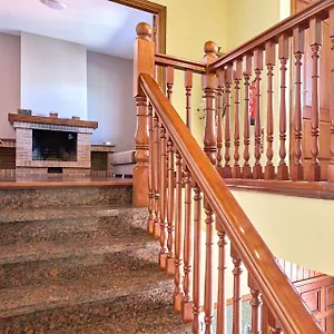 https://the-green-house-villa-con-piscina-en-san-cristobal-de-la-laguna.adeje-hotels.com